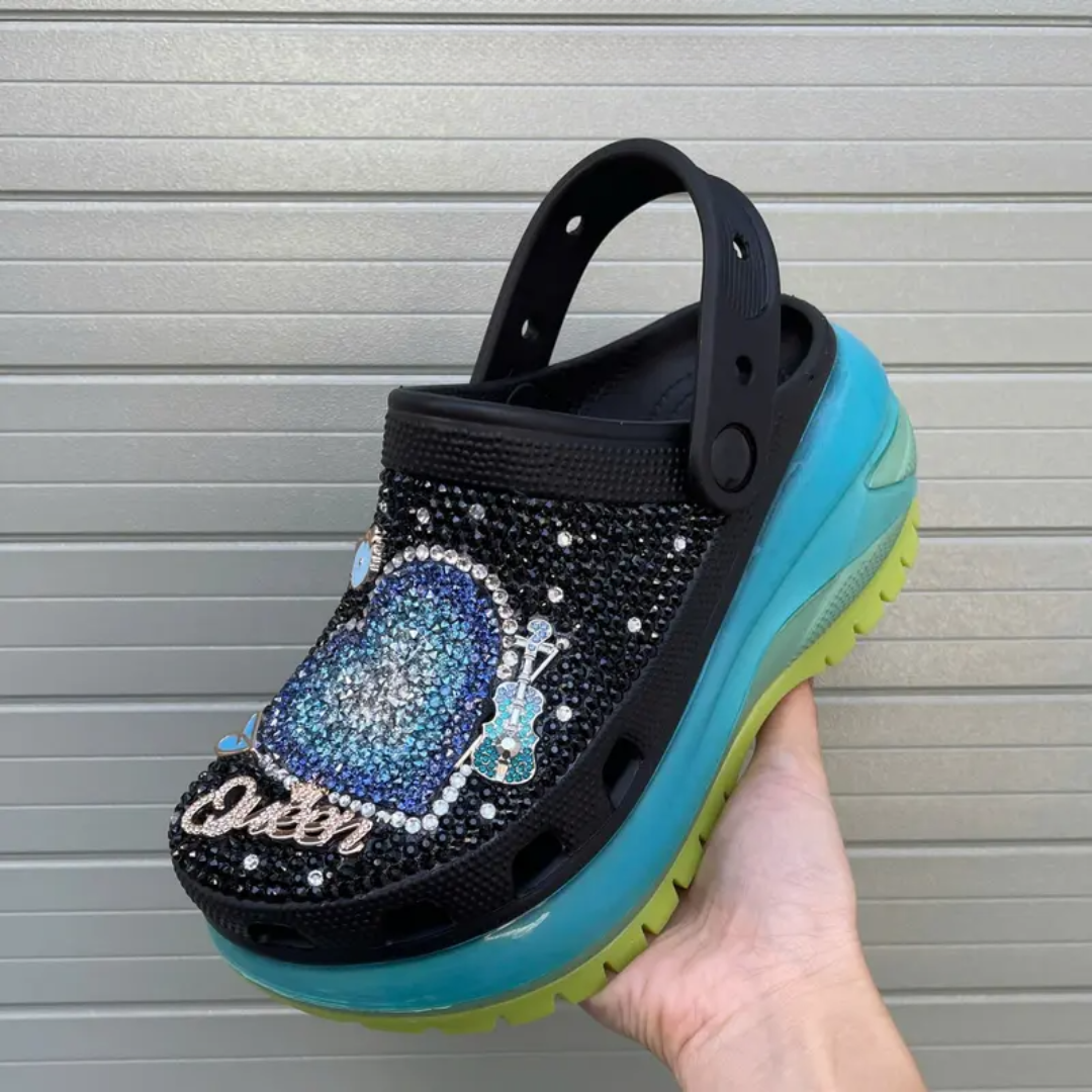 [CUSTOM DESIGN] Mega Heart Clogs with Sparkling Beads, Light as a Drift