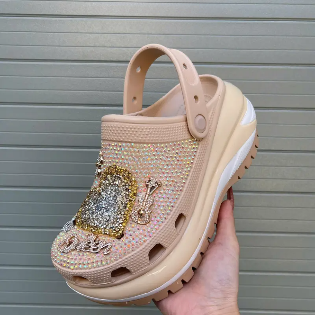 [CUSTOM DESIGN] Mega Heart Clogs with Sparkling Beads, Light as a Drift